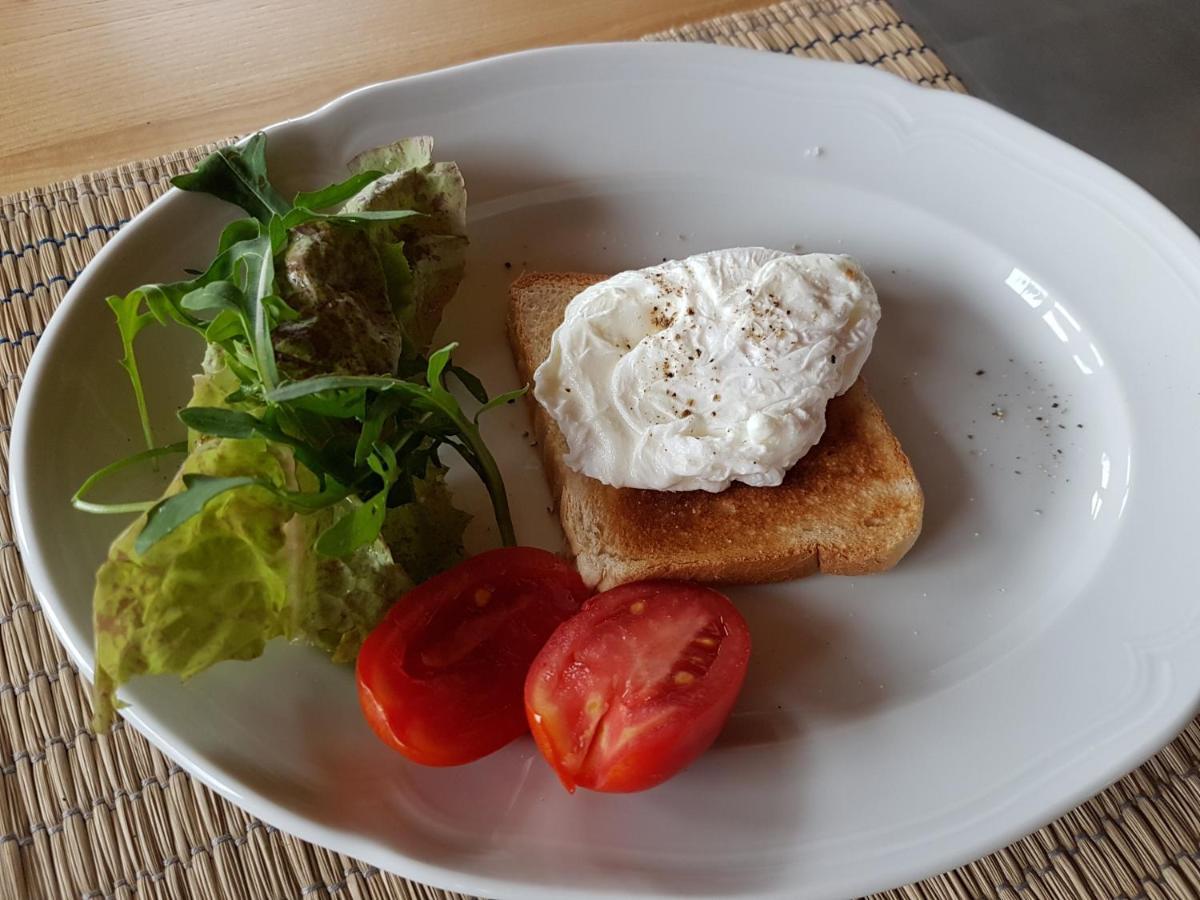 Wypoczynek Pod Lipami Bed and Breakfast Ruciane-Nida Εξωτερικό φωτογραφία