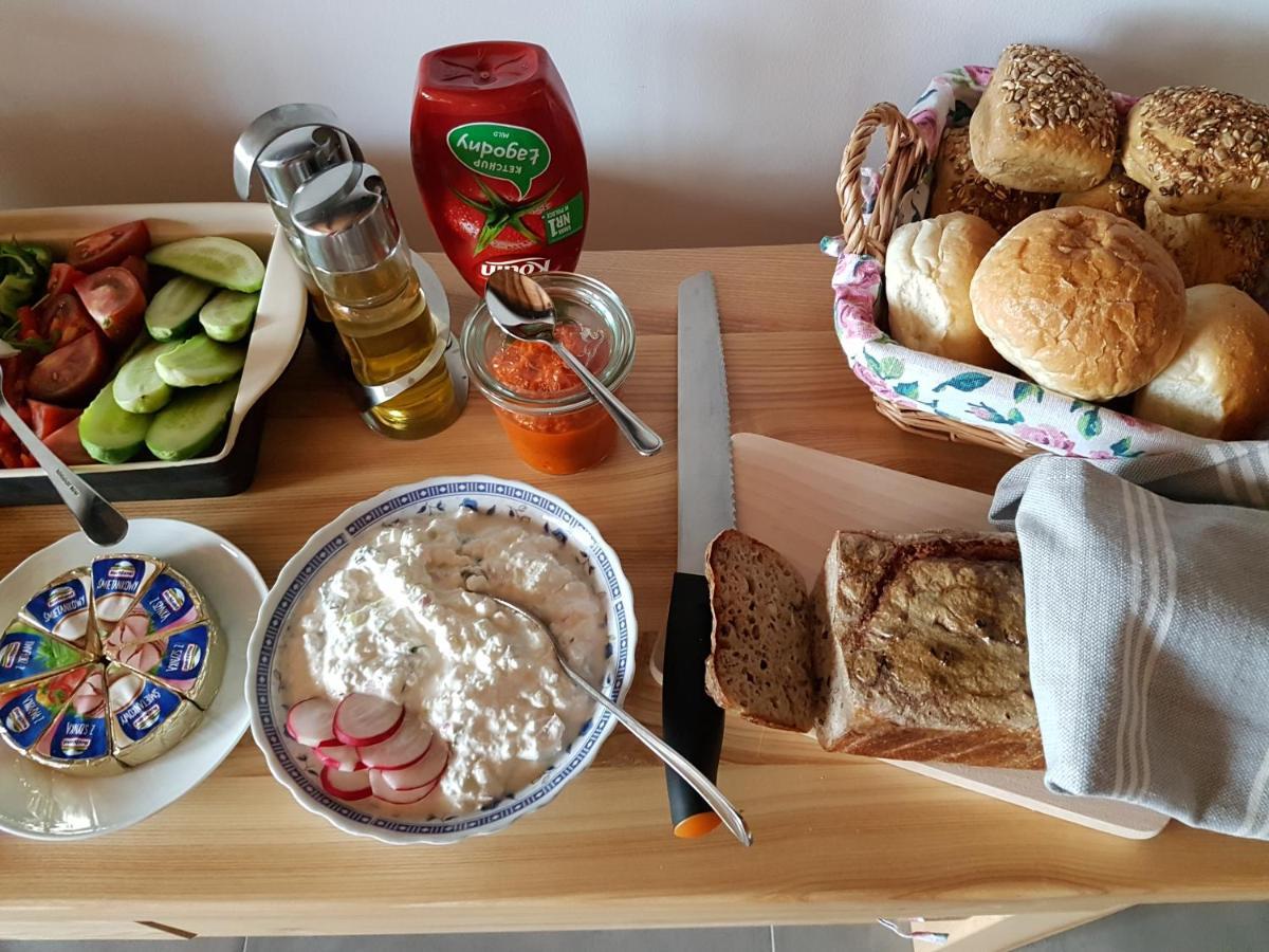 Wypoczynek Pod Lipami Bed and Breakfast Ruciane-Nida Εξωτερικό φωτογραφία